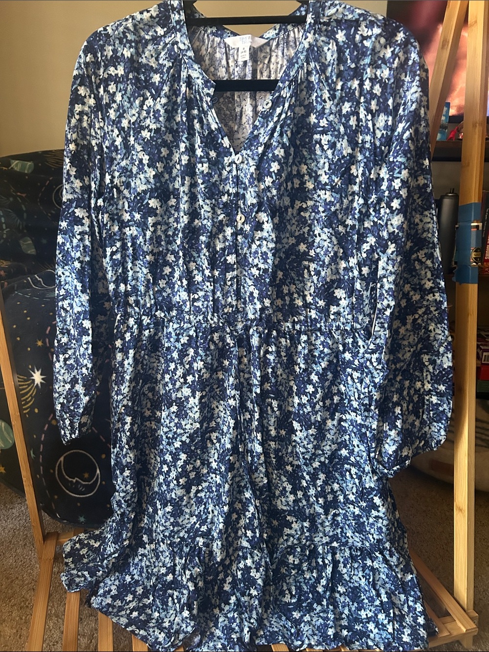 Time and Tru Navy and White Floral Button-Front Long-Sleeve Dress